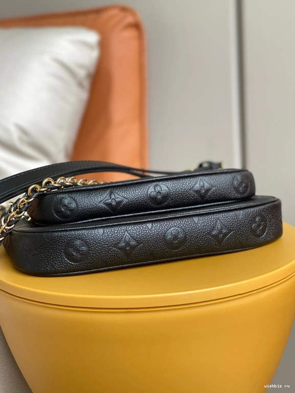 WIS VUITTON POCHETTE ACCESSOIRES LOUIS MULTI 0725